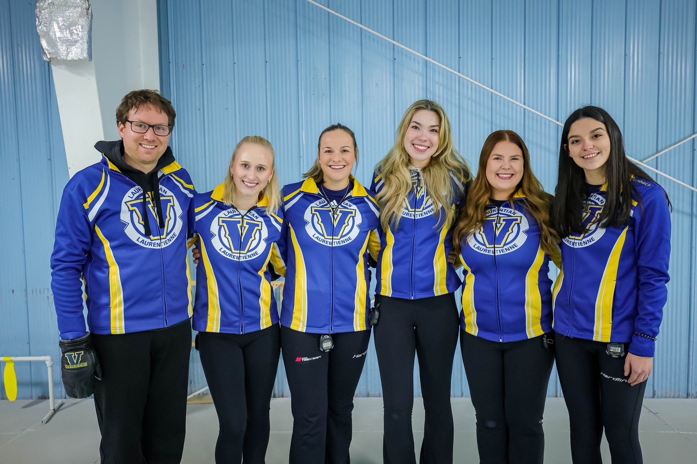 WCURL - L’équipe féminine de curling se rend au Nouveau-Brunswick pour les championnats nationaux